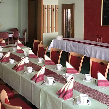 Stadt Magdeburg 3* Perleberg